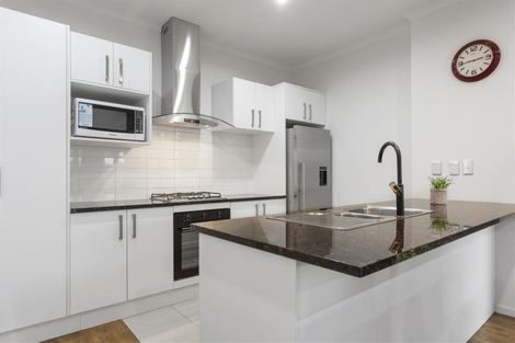 Photo of property in 21 Kauri Drive, Takanini, 2112