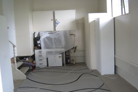 Photo of property in 1/7 Dalkeith Place, Opaheke, Papakura, 2113