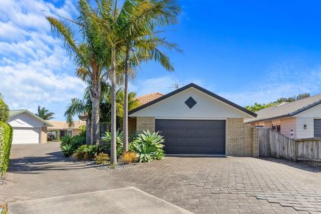 Photo of property in 16a Haven Grove, Papamoa Beach, Papamoa, 3118
