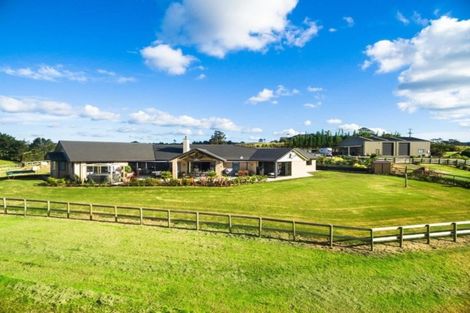 Photo of property in 28 Peters Lane, Taupaki, Henderson, 0782