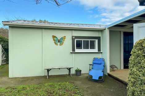 Photo of property in 27 Philip Street, Carterton, 5713