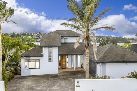 Photo of property in 18 Beechwood Road, Rothesay Bay, Auckland, 0630