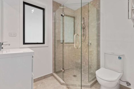 Photo of property in 1 Kaimai Avenue, Massey, 0614