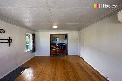 Photo of property in 15 Porterfield Street, Macandrew Bay, Dunedin, 9014