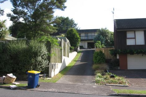 Photo of property in 1/19 King Richard Place, Browns Bay, Auckland, 0630