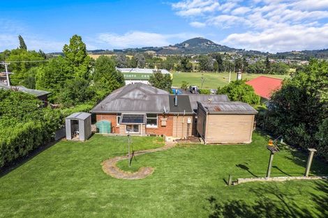 Photo of property in 317 Main South Road, Green Island, Dunedin, 9018