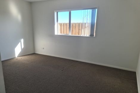 Photo of property in 23 Kotuku Crescent, Takanini, 2112