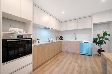 Photo of property in 439a West Coast Road, Glen Eden, Auckland, 0602