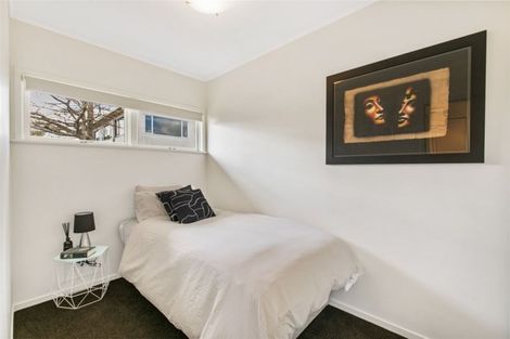 Photo of property in 1/38 Shakespeare Road, Milford, Auckland, 0620