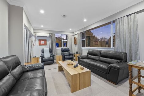 Photo of property in 7 Climie Crescent, Hawera, 4610