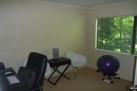 Photo of property in 22 Catrina Avenue, Birkenhead, Auckland, 0626