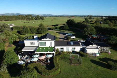 Photo of property in 209 Karaka Nth Road, Karaka, Papakura, 2580
