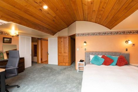 Photo of property in 1b Caples Place, Fernhill, Queenstown, 9300