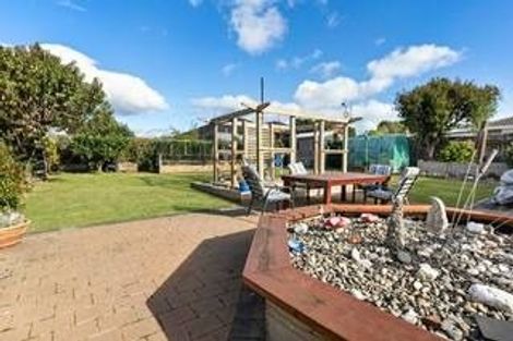 Photo of property in 70 Campbell Avenue, Paraparaumu, 5032