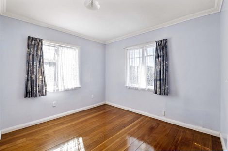 Photo of property in 46 Mako Mako Road, Levin, 5510