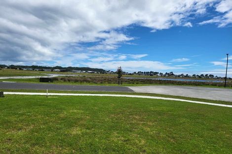 Photo of property in 32 Taniwha Place, Matarangi, 3592
