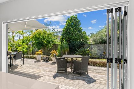 Photo of property in 8 Grove Road, Mangawhai Heads, Mangawhai, 0505