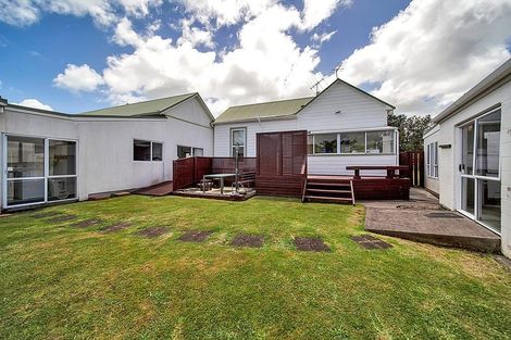 Photo of property in 137 Raleigh Street, Brixton, Waitara, 4382