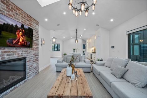 Photo of property in 9 Fisk Road, Pukekohe, 2120