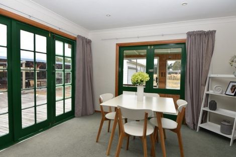 Photo of property in 74 Kent Street, Carterton, 5713