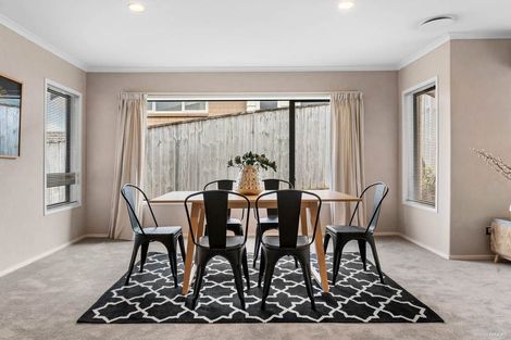 Photo of property in 41 Ina Ville Drive, Pukekohe, 2120