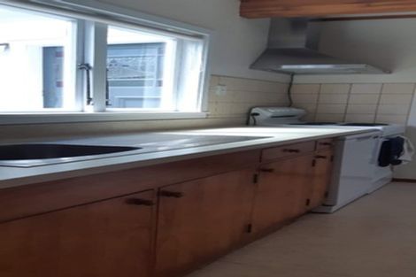 Photo of property in 41 Seaton Road, Murrays Bay, Auckland, 0630