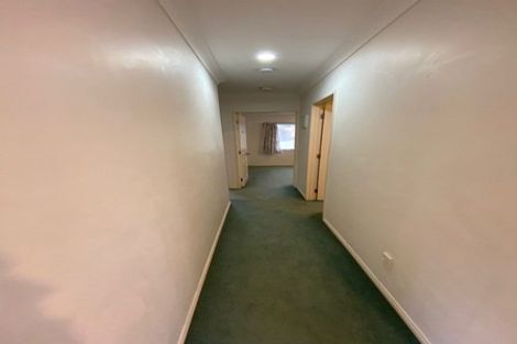 Photo of property in 44 Larne Avenue, Pakuranga Heights, Auckland, 2010