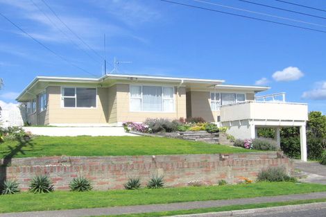 Photo of property in 20 Clyde Street, Mount Maunganui, 3116