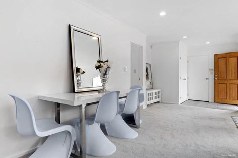 Photo of property in 21a Astley Avenue, New Lynn, Auckland, 0600