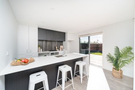 Photo of property in 2 Seddon Street, Takaro, Palmerston North, 4412