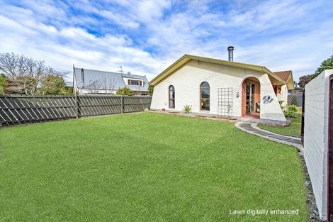 Photo of property in 15 William Street, Rolleston, 7614