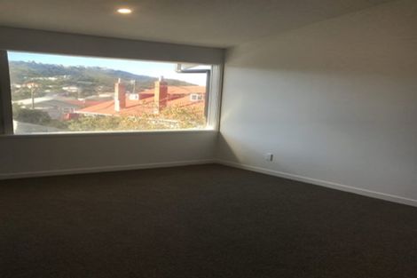Photo of property in 10/74 Derwent Street, Island Bay, Wellington, 6023