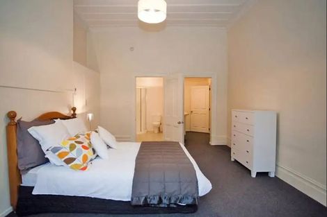 Photo of property in 4 Royal Terrace, Dunedin Central, Dunedin, 9016