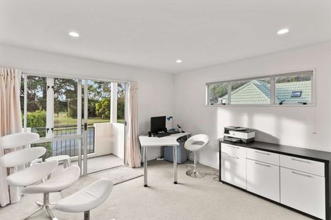 Photo of property in 114 Mccormacks Bay Road, Mount Pleasant, Christchurch, 8081