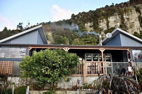 Photo of property in 28 Nikau Heights, Little Wanganui, Karamea, 7893
