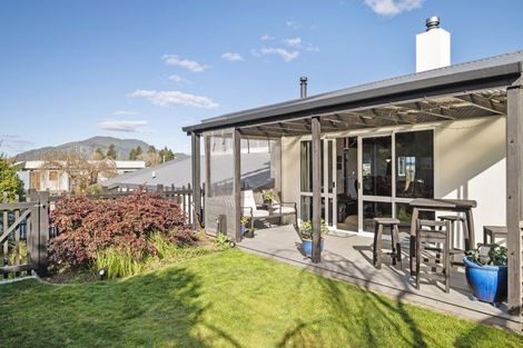 Photo of property in 18 Rhodes Fall, Rangatira Park, Taupo, 3330