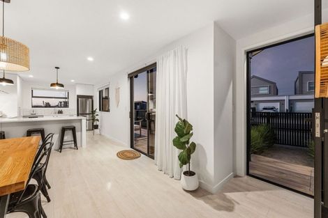 Photo of property in 1 Chrysler Street, Papamoa, 3118