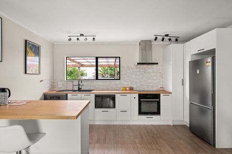 Photo of property in 14 Waimauku Station Road, Waimauku, 0812