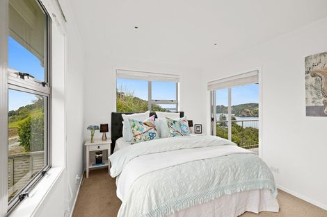 Photo of property in 29 Kendale Drive, Leigh, 0985