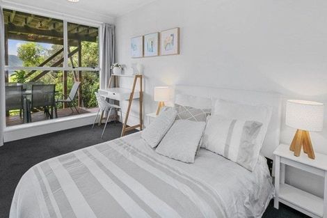 Photo of property in 71a Tirohanga Road, Tirohanga, Lower Hutt, 5010