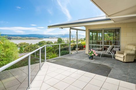 Photo of property in 28 Nore Street, Waihola, Milton, 9073