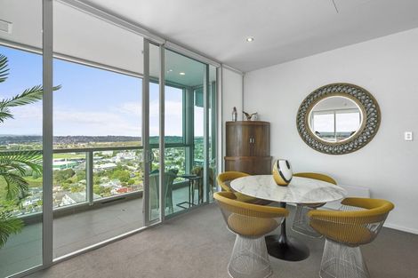 Photo of property in Sentinel Apartments, 1903/3 Northcroft Street, Takapuna, Auckland, 0622