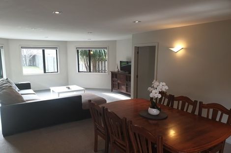 Photo of property in 1a Maple Court, Arthurs Point, Queenstown, 9371