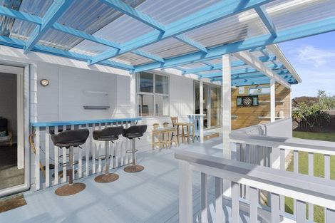 Photo of property in 118 Aberdeen Place, Whangamata, 3620