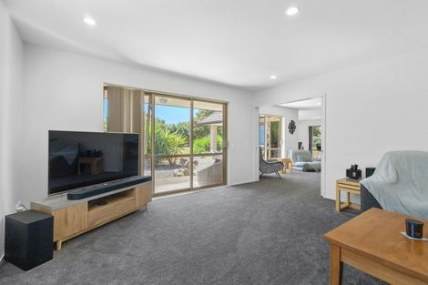 Photo of property in 38 Saint Laurent Way, Ohau, Levin, 5570