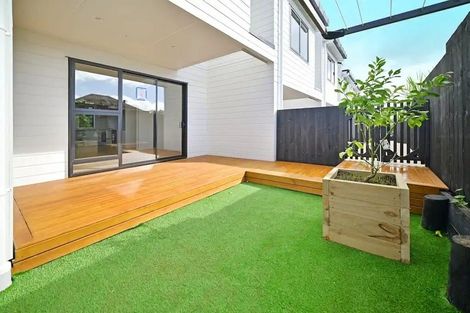 Photo of property in 3/29 Tudor Road, Henderson, Auckland, 0610