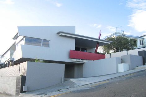 Photo of property in 123a Chaucer Road, Hospital Hill, Napier, 4110