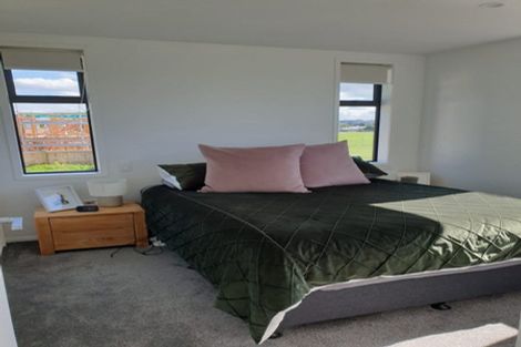 Photo of property in 11/79 Taikata Road, Te Atatu Peninsula, Auckland, 0610