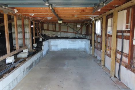 Photo of property in 10 Camelot Place, Glenfield, Auckland, 0629