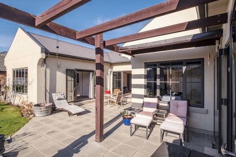 Photo of property in 10 Walnut Grove, Alexandra, 9320